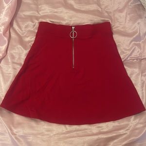 Selling this Forever 21 skirt that doesn’t fit me anymore sadly